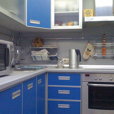 Кухня угловая «Стиль» из МДФ синяя