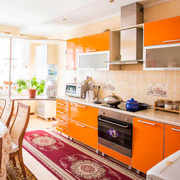 Кухня прямая «Престиж» из МДФ в пластике оранж